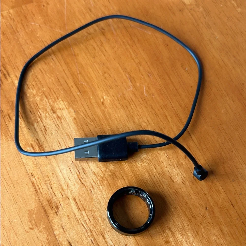 Black Brookstone Smart Health Ring Size 9 Great Condition